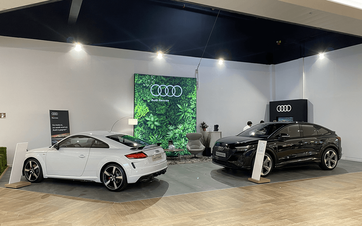 audi-stand-01-tinified