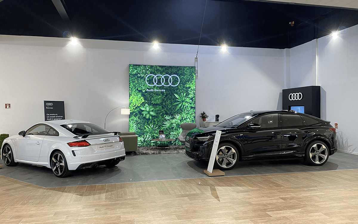 audi-stand-03-tinified